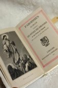 画像2: ほぼ未使用状態の美品　1894年　フランス製　アンティーク聖書　544ページ　素晴らしい質感のアイボリー　浮かび上がった十字架 (2)