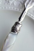 画像3: 極美　マザーオブパール　ヴィクトリアン　アンティークシルバー　純銀製　ケーキフォーク　1864年　シェフィールド　14.5ｃｍ (3)