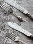 画像5: 英国貴族の豪華なアンティークシルバー　1870年　英国シェフィールド　マザーオブパール　純銀製　大型ナイフ＆フォークセット　見事な逸品 (5)