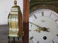 画像5: 完動品　フランス製　PARIS　大きな卓上置き時計　ゼンマイ式　重量感溢れる（3.62kg）鋳鉄の本体に枯れたグリーンペイント　手書きの薔薇　全高33ｃｍ (5)