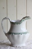 画像3: お買い得　美品　1900年代初期　イギリス製　アンティーク　優美なデザインの陶製ジャグ　花器としてお勧めです　高24ｃｍ　1381ｇ (3)