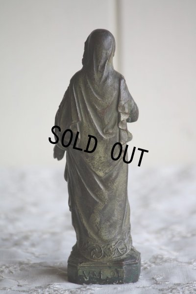 画像5: 美品　1900年代中期　フランス製　ヴィンテージ　小振りな聖母マリア像　「マリアの御心」 金属製　高14.9ｃｍ　242ｇ