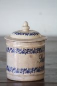 画像4: お勧めの逸品　素晴らしい古色＆貫入の蓋付砂糖入れ　アンティーク　陶製シュガーポット　藍色の花帯　1900年代初期　フランス製 (4)