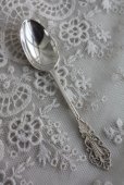 画像1: 希少美品　アンティークシルバー　繊細な透かし　ピアストワーク　純銀製ティースプーン　1899年　英国ロンドン製　11ｃｍ (1)