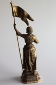 画像4: フランス製　アンティーク　聖女　ジャンヌ・ダルク像　金属製　経年による枯れた金彩古色が素敵です　高22.0ｃｍ　469ｇ (4)
