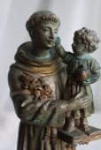 画像2: 1900年代初期　フランス製　幼いキリスト優しく抱く　穏やかなお顔の聖アントニウス像　愛の守護神　21ｃｍ　素敵な古色の金属製 (2)