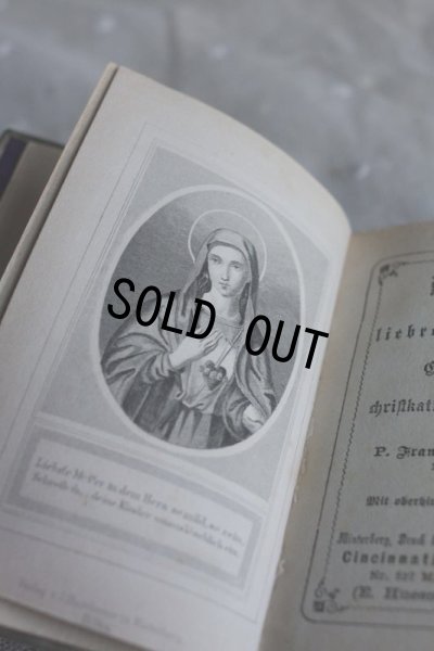 画像5: 美品　希少の深濃紺ベルベットにシルバーのクロス表装　1800年代後期　フランス製　アンティーク聖書　留め具付　320ページ