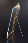 画像3: 1900年代初期　フランス製　アンティーク　厚い面取りガラスのリボンフォトフレーム　　真鍮リボンモチーフ　高20×11ｃｍ (3)