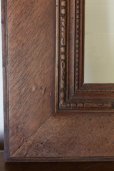画像3: お勧めの逸品　フランス製　アンティーク　大きなオーク材の木製額　トップはリボンの飾り彫刻　内枠はビーズ彫り　55.4×45.0cm (3)