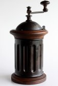 画像2: 希少な特大型　アンティーク　プジョーコーヒーミル　G3　完全メンテ済み　細粗挽き自在の美しい実用品　1876〜1934年　フランス製 (2)