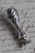画像2: フランス アンティーク 純銀製 ヤドリギ Gui のカシェ 優美アール・ヌーヴォー象嵌 シーリングスタンプ 封蝋 純銀刻印有