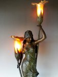 画像10: オーギュスト・モロー作 ブロンズ彫刻女神像 アールヌーヴォー 2灯ランプ ファブリルシェード 全高75cm