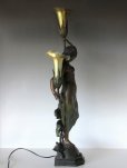 画像3: オーギュスト・モロー作 ブロンズ彫刻女神像 アールヌーヴォー 2灯ランプ ファブリルシェード 全高75cm