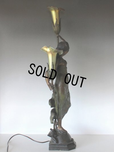 画像3: オーギュスト・モロー作 ブロンズ彫刻女神像 アールヌーヴォー 2灯ランプ ファブリルシェード 全高75cm