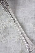 画像4: 美品　希少な逸品　豪華クイーンズパターン　ジョージアン　アンティークシルバー　純銀製　スプーン　1822年　ロンドン製　18.0ｃｍ　68g (4)