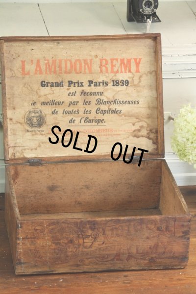 画像1: 1889年　フランス　PARIS製　L'AMIDON REMY　ライオンの焼印　中には枯れたラベル　木製ボックス　34.5×26.0×H15.0ｃｍ