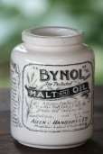 画像2: 美品　大変希少な最大型　BYNOLのモルト＆オイル アンティークポット　3面にビッシリと文字　1900年代初期　イギリス製　602ｇ (2)