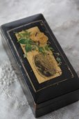 画像3: お買い得　黄色い薔薇　アンティーク　モシュリンヌ小箱　すずかけの木　10.5×5.2×4.0ｃｍ　1900年代初期　スコットランド製 (3)