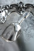 画像2: 極美品　1812年　ジョージアン　アンティークシルバー　純銀製　キャディースプーン　肉厚シャベル型　エングレービング (2)