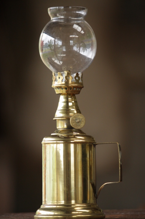 1800年代後期 フランスPARIS製 アンティーク ピジョンオイルランプ 真鍮タンク 点灯テスト済 実用品 高 23.5cm - ノッティン