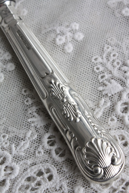 新品未使用 極美品 英国シェフィールド製 伝統のキングスパターン ディナー・ナイフ 純銀製ハンドル＆ステンブレード 23.2cm - ノッ