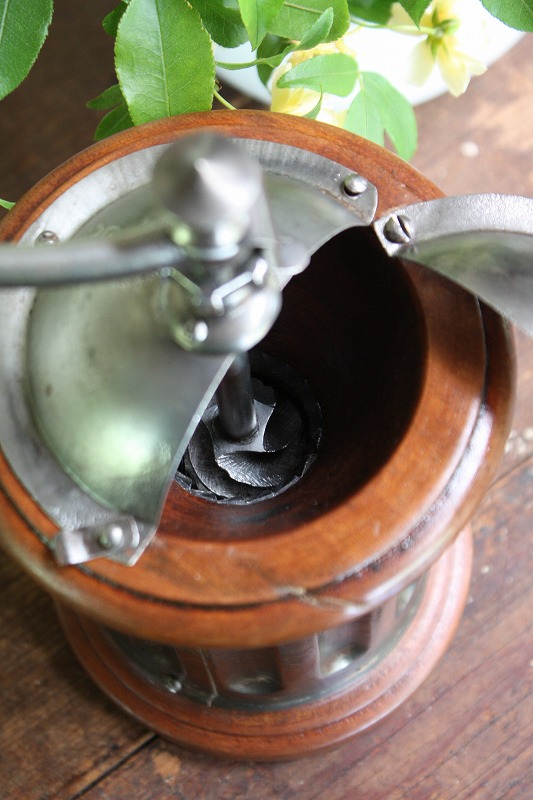 お買い得 希少G2型 アンティーク プジョーコーヒーミル 刃は完全メンテ済みの極美 細粗挽き自在の実用品 1876〜1934年 フランス製