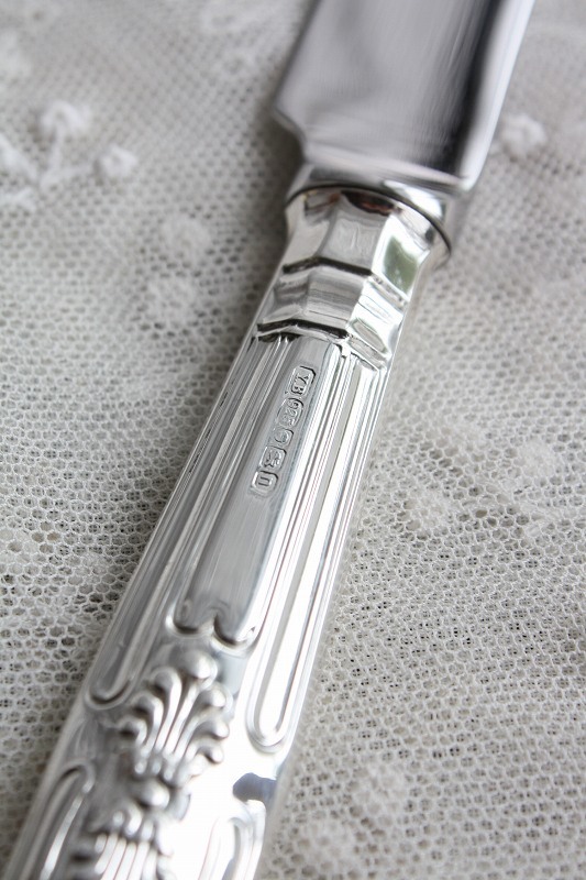 新品未使用 英国シェフィールド製 伝統のキングスパターン 純銀製ハンドル ディナーナイフ ステンブレード 22.3cm - ノッティン アンティークス