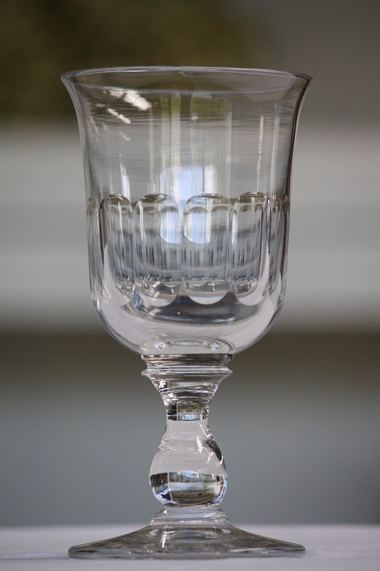オールドバカラ 1900年代初期 フランス製 アンティークワイングラス クリスタルガラス チューリップ型　口径8.0ｃｍ　全高15.2ｃｍ