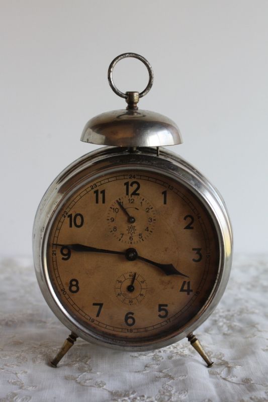 訳有り オブジェとして！ 1900年代初期 ドイツ製 アンティーク ユンハンス JUNGHANS 絶妙の枯れ具合 機械式目覚まし時計 - ノッ