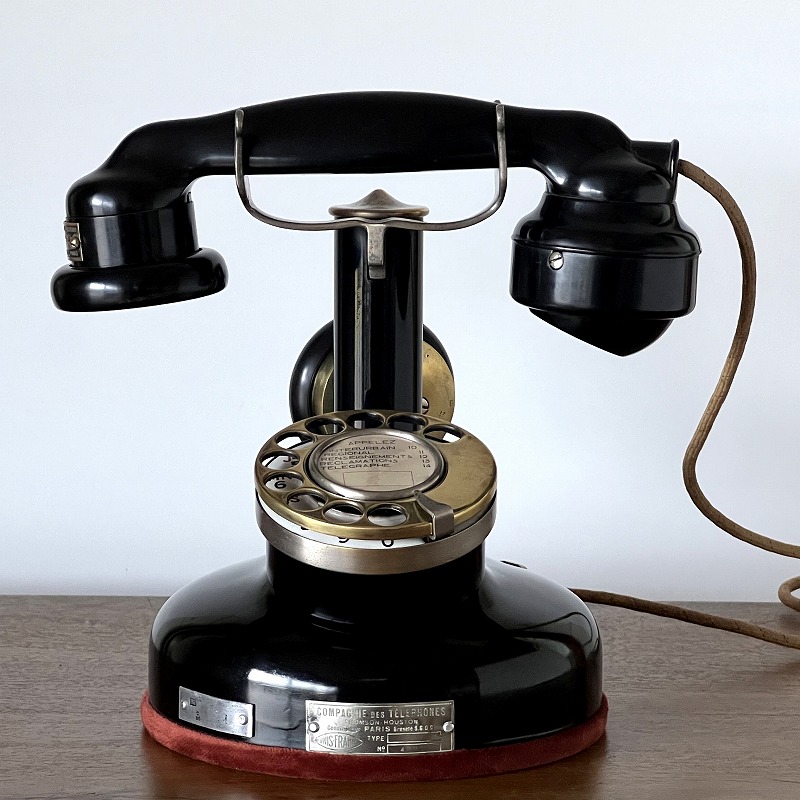 1924年 アンティーク ダイヤル式 電話機【フランス映画にも登場】優れたデザイン 店舗什器 アトリエ 写真スタジオ