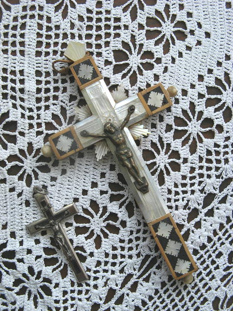 希少な逸品★15cmの大型アンティーク十字架（クロス） マザーオブパール＆木製 1900年代初期 フランス製 - ノッティン アンティークス