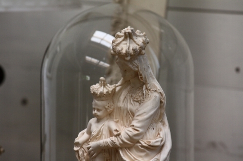 アンティークベルギー 聖母子の紙肖像イコン ボンベガラスドーム