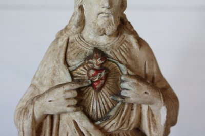 画像1: 1900年代中期　フランス製　ヴィンテージ　イエス・キリスト像　「イエスの御心」 石膏像　高 26.0ｃｍ　607ｇ