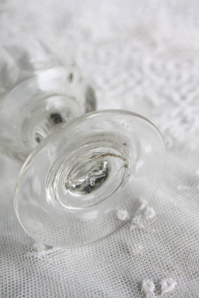 画像1: アンティーク　トロンプルイユ　グラス　全高10ｃｍ　130ｇ　気泡入り　極厚底の吹きガラス　1900年代初期　フランス製