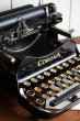 画像1: 完動美品　ヘミングウェイの愛した　歴史的名機　CORONA 3 Left shift 　コロナ　アンティーク　タイプライター　インクリボン交換済 (1)