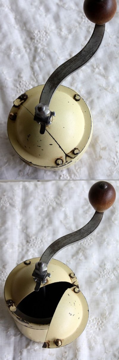 画像1: 1950〜1952年　フランス製　アンティーク　プジョー　コーヒーミル　GI　アイボリー　絶妙の枯れ具合　刃は完全メンテナンス済の極美