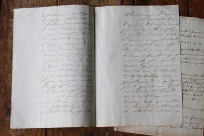 画像1: 1800年代　フランスの古文書　アンティーク・マニュスクリ　枯れたインク　美しい手書き文字　2種類　2枚　6ページ