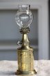 画像1: 希少なエンボスロゴ　1800年代後期　フランス製　PARIS　ピジョン　アンティーク　オイルランプ　真鍮タンク　点灯テスト済　高24.5ｃｍ (1)