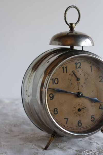 画像3: 訳有り　オブジェとして！　1900年代初期　ドイツ製　アンティーク　ユンハンス　JUNGHANS　絶妙の枯れ具合　機械式目覚まし時計