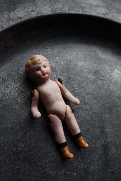 画像3: 希少美品　1930年代　フランス製　アンティーク　ミニョネット　ビスクドール　可愛い男の子　欠けなしの完品　6.3ｃｍ