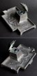 画像2: アンティーク　インクウェル　ペントレー　枯れた金属製　硝子インクポット　リボンモチーフ　1900年代初期　フランス製 (2)