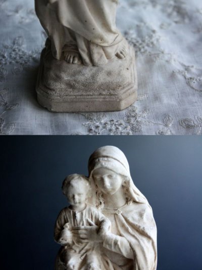 画像2: 1900年代初期　フランス製　アンティーク　幼いキリストを抱く聖母マリア像　小ぶりな石膏製　全高 21.6cm　377g