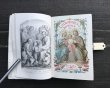画像4: 1890年 フランス製 アンティーク 聖書 祈祷書 十字架と小花の装飾表装　全512ページ (4)
