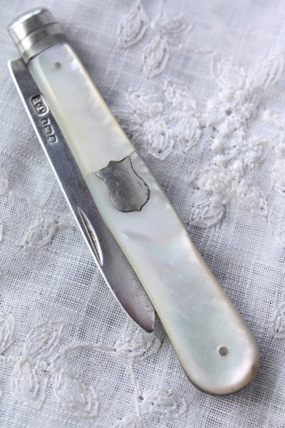 画像3: 1900年　英国シェフィールド　アンティークシルバー　マザーオブパール　純銀製　折り畳みナイフ　14ｃｍ　僅かに難有り　お買い得！