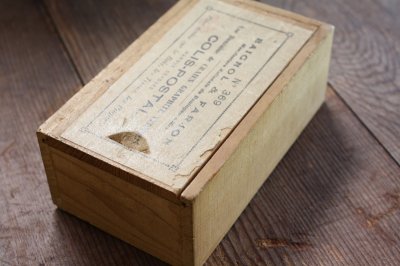 画像3: 1900年代初期　フランス製　枯れたラベルの小さな木箱　チョークの入ってたポスタルボックス　スライド蓋付　13.1×7.6ｃｍ