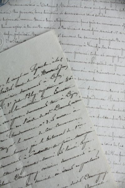 画像3: 1800年代　フランスの古文書　アンティーク・マニュスクリ　枯れたインク　美しい手書き文字 2種類　2枚　6ページ
