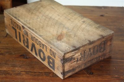 画像3: アンティーク　BOVRILの古い木箱　枯れた風合いのパインにクッキリロゴ　29.0×16.9× H7.5cm　イギリス製　1900年代初期