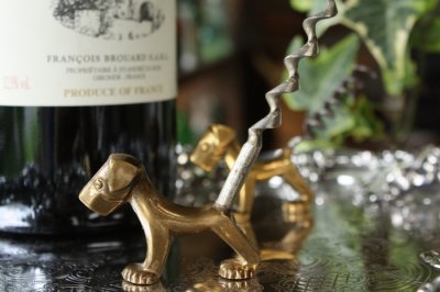 画像2: 美品　1933年　英国バーミンガム・ピアソンページ社　真鍮製　犬型　ワインオープナー（コルクスクリュ）9.9ｃｍ