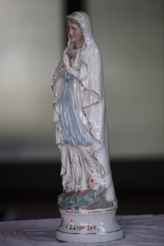 2個以上購入で送料無料 【超希少】✞ ルルドの聖母マリア像フラワー